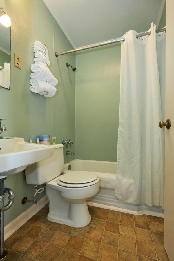 Shoreham Oceanfront Hotel Ocean City Esterno foto